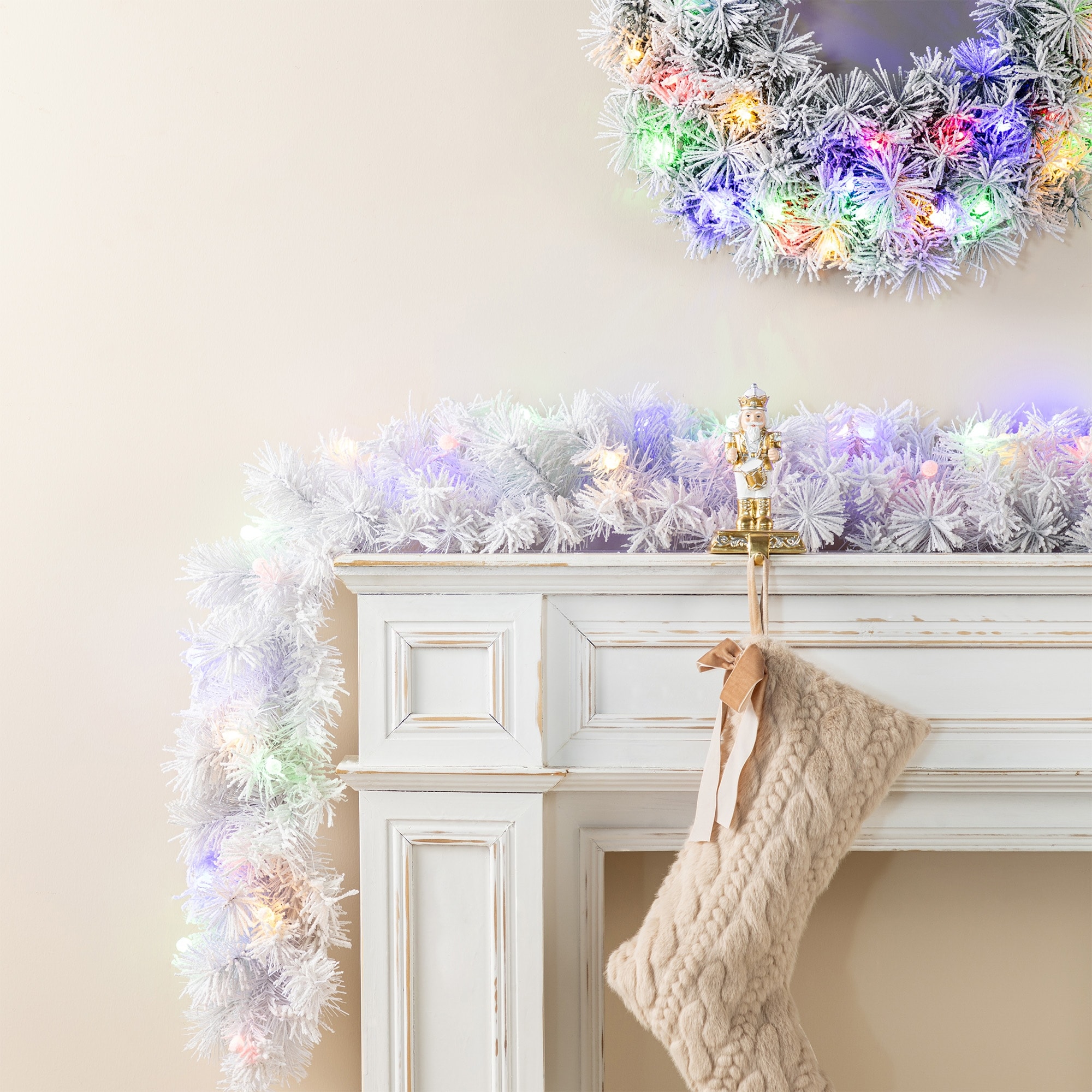 Glitzhome Pre-Lit Snow Flocked White/Greenery Pine Garland & Wreath & Teardrop