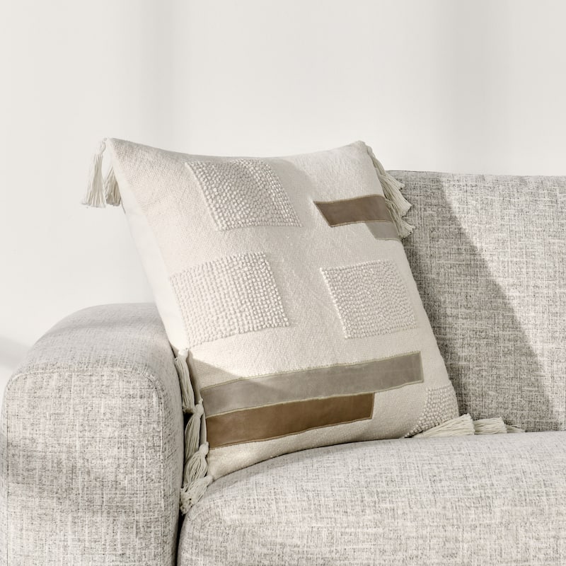Villa by Classic Home Packer 22" Linen Blend Throw Pillow - Ivory