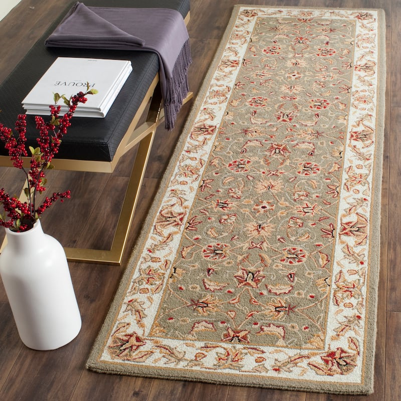SAFAVIEH Handmade Chelsea Kolja French Country Wool Rug - 2'6" x 10' Runner - Taupe/Ivory