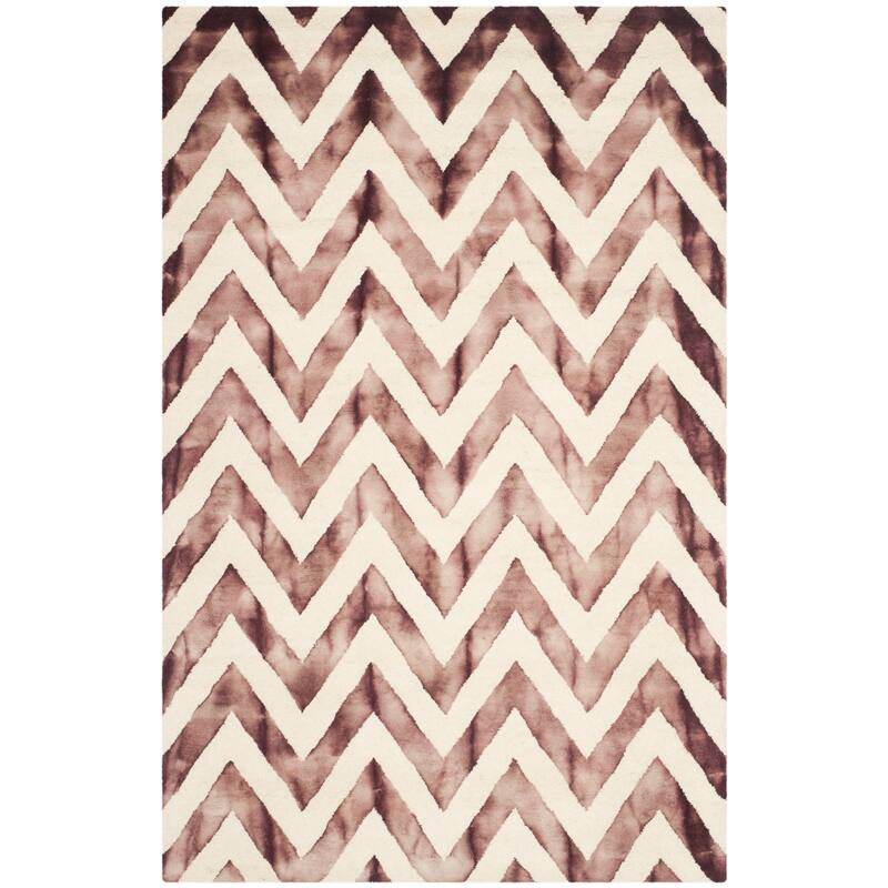 SAFAVIEH Dip Dye Erkhild Hand-tufted Wool Chevron Area Rug