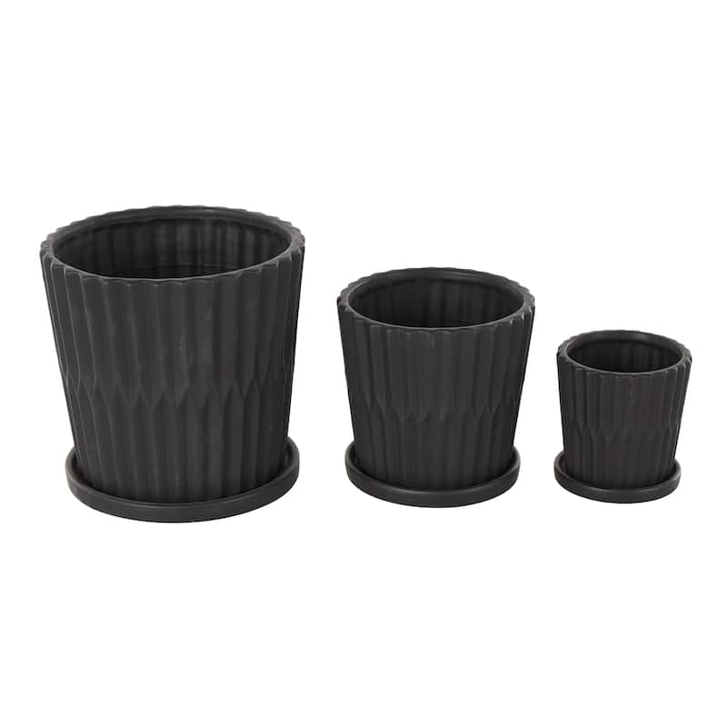 Ceramic Ribbed Indoor Outdoor Planter with Attached Saucer - Set of 3 Black or White - Roche River Decor