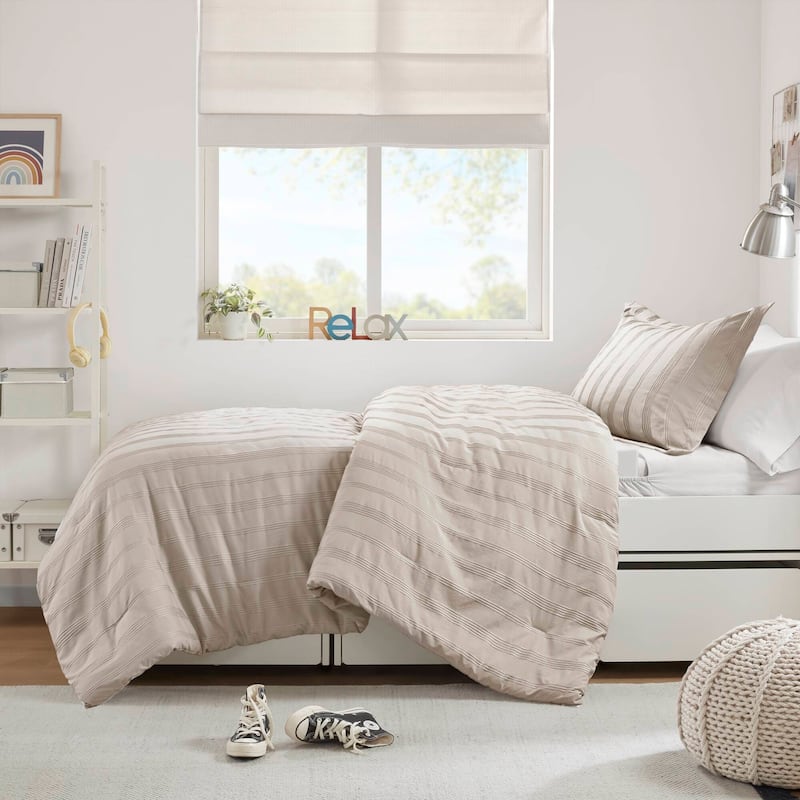 Chelsea Square Logan Woven Striped Duvet Set