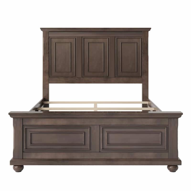 Vintage Pinewood Bed in Traditional Town and Country Style