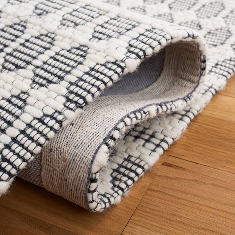 SAFAVIEH Handmade Marbella Eyþora Modern Wool Rug