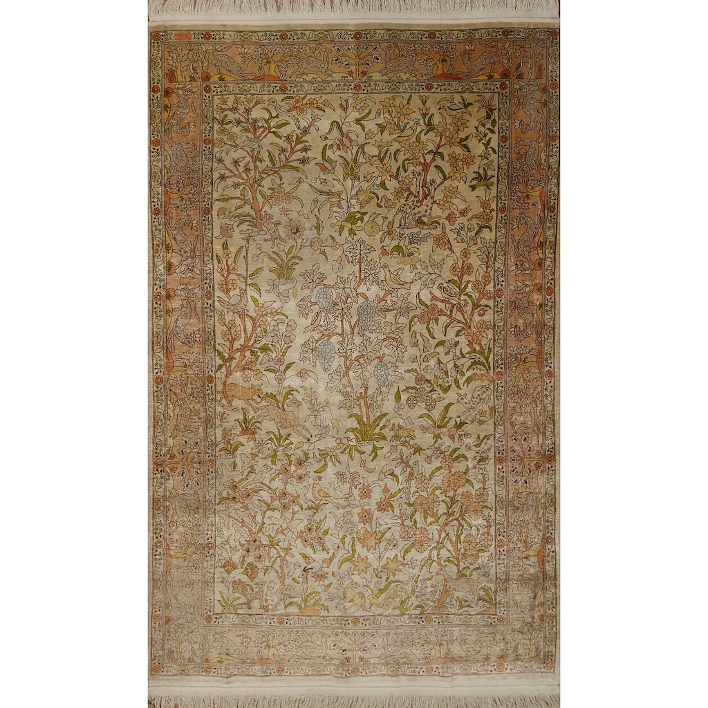 Hand Knotted Traditional Silk Beige Floral Area Rug - 5' 7'' X 3' 4''