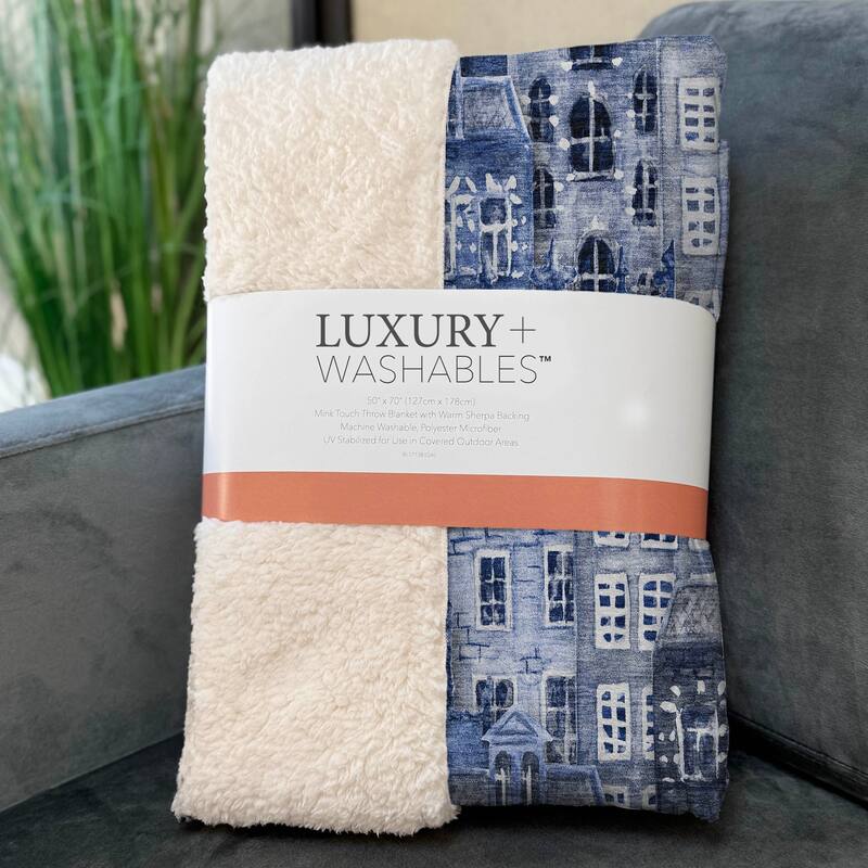 Premium Machine Washable Modern City Sherpa Throw Blanket