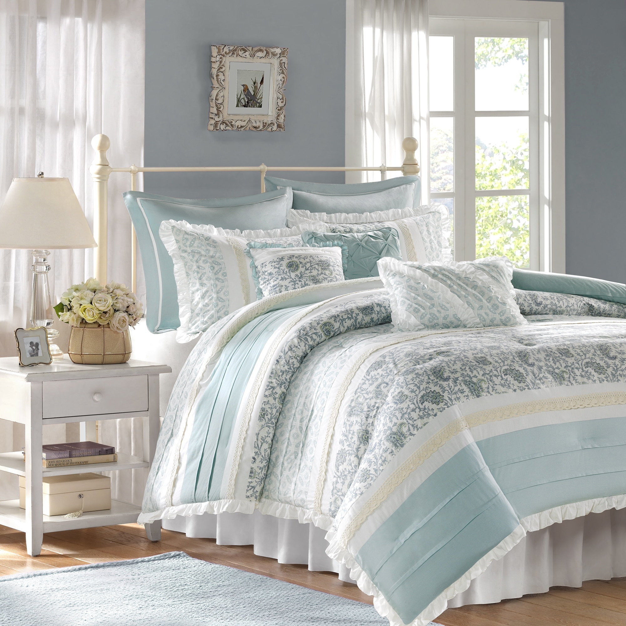 Shabby Chic® - King Comforter Set, Soft Cotton Bedding with Matching Shams,  Romantic Ruffled Home Decor for All Seasons (Brette Blue, King)
