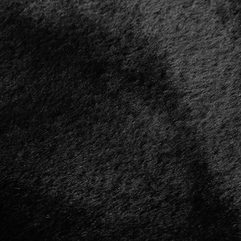 Nanshing Shannen Solid Shaggy Rug - 2' 6" x 3' 10"