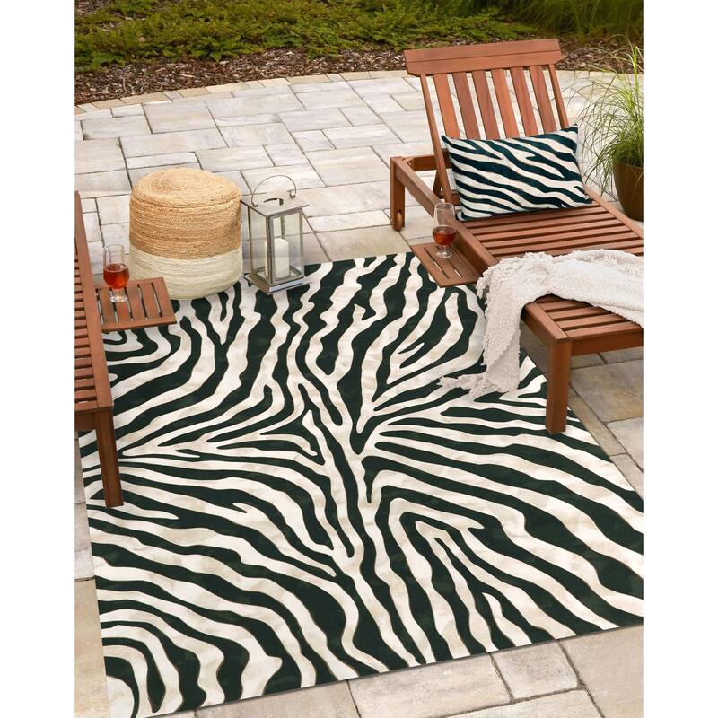 Liora Manne Visions I Zebra Indoor/Outdoor Pillow Black 12"X20"