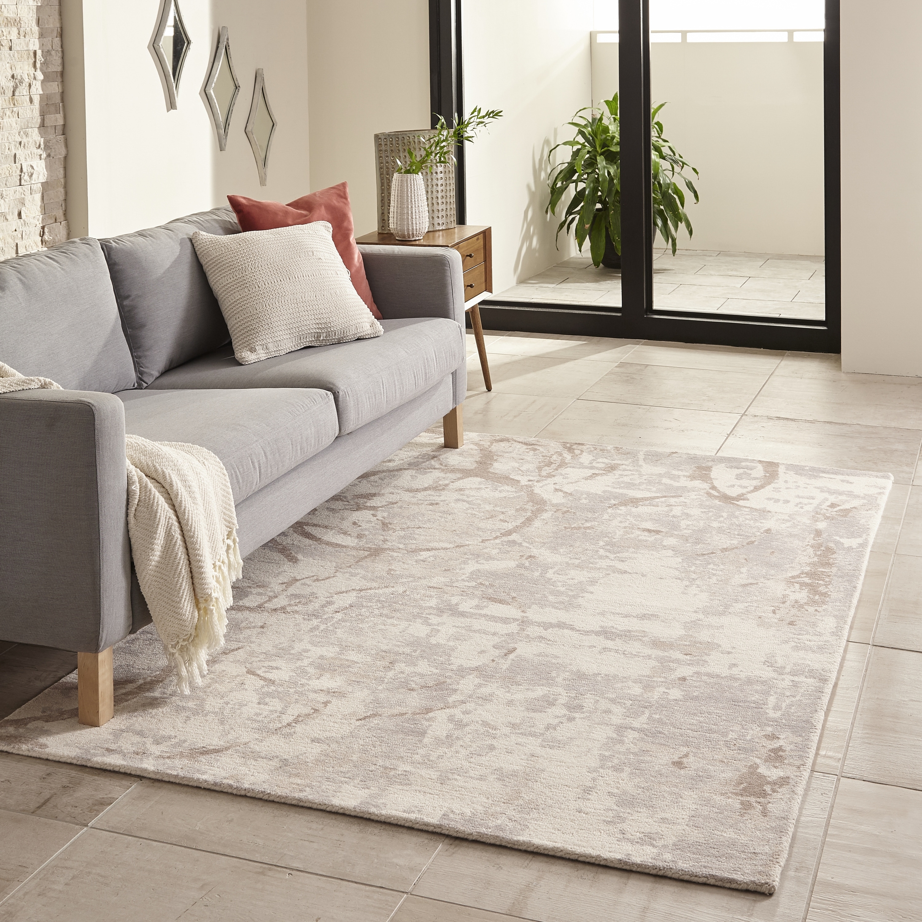 Momeni Illusions Hand Tufted Wool Abstract Area Rug