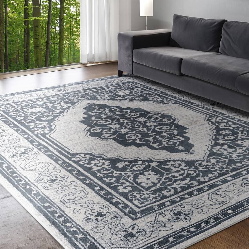 Carrington Traditional Oriental Indoor Area Rug - 8'9'' x 12'3'' - Grey