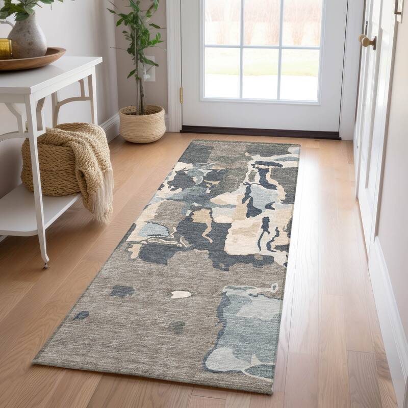 Machine Washable Indoor/ Outdoor Abstract Glam Chantille Rug - Taupe - 2'3" x 7'6"