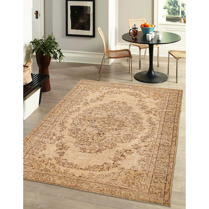 ECARPETGALLERY Hand-knotted Antalya Vintage Cream Wool Rug - 5'7 x 8'11