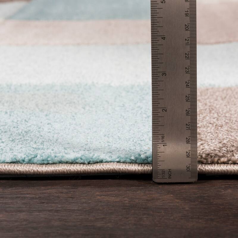 Modern Geometric Carved Blue and Grey Runner Rug - 2' 7" x 7' 6"