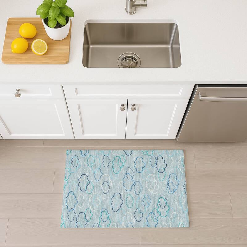 Machine Washable Indoor/ Outdoor Modern Clouds Chantille Rug