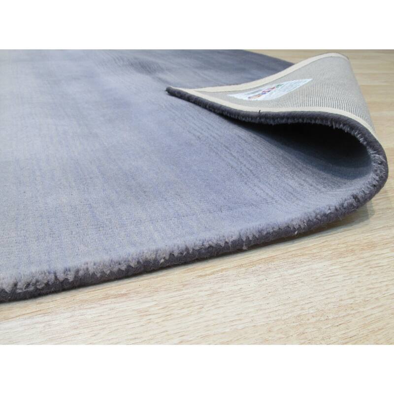 Gray Handmade Wool Transitional Horizon Rug, 7'9 x 9'9 - Soft wool rug with subtle elegant geometric design. - N/A