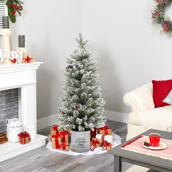 Battery christmas tree lights with timer 2025