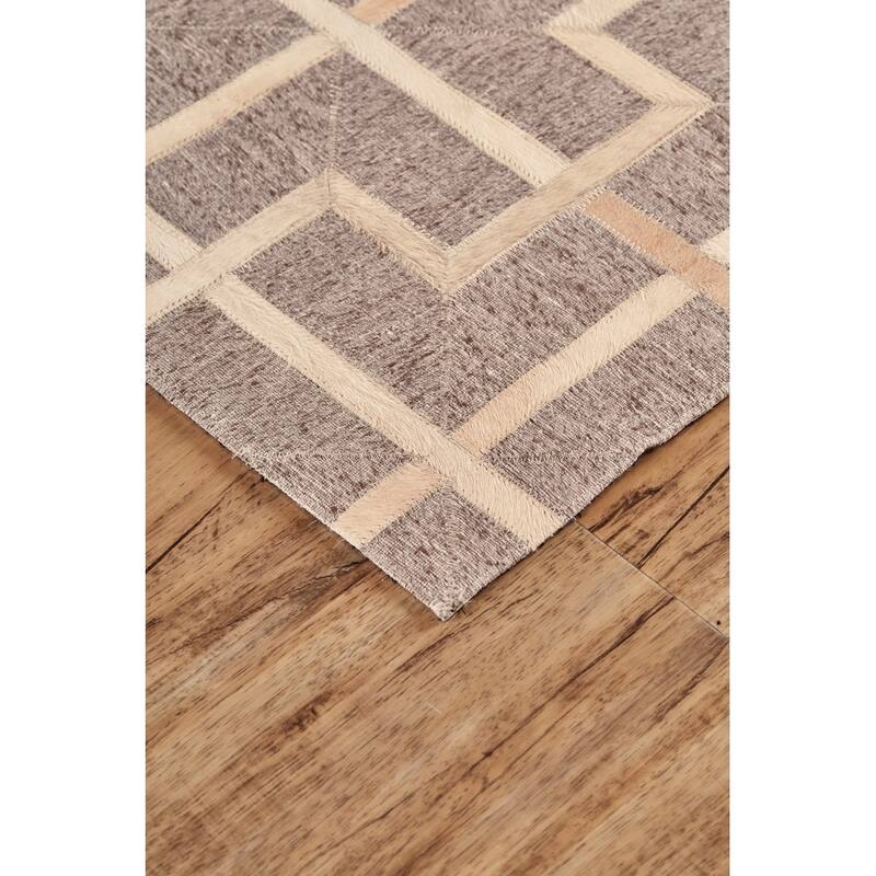 Grand Bazaar Canady Hand Woven Geometric Transitional Area Rug