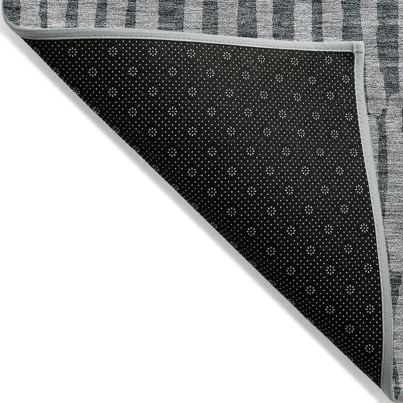 Machine Washable Indoor/ Outdoor Chantille Modern Geo Rug