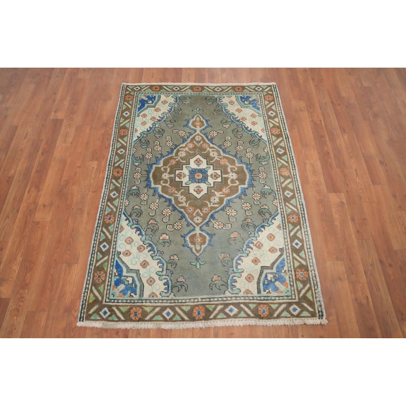 Hand Knotted Oriental 100% Wool Carpet Traditional Medallion Green Tabriz Area Rug - 4' 6'' X 3' 2''