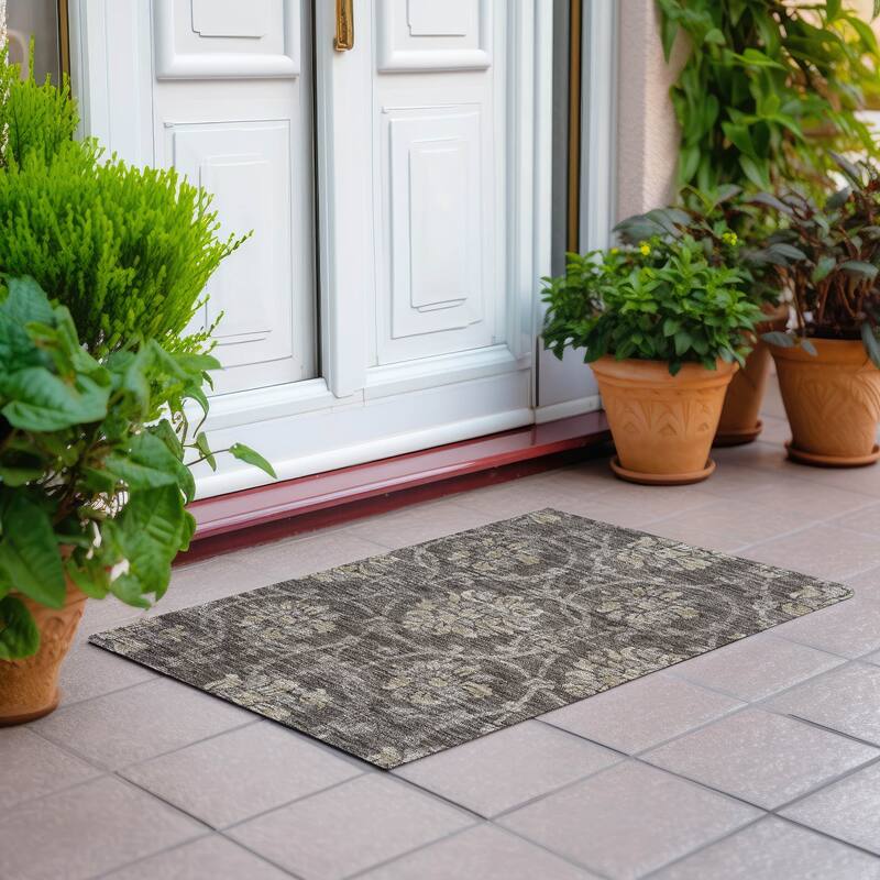 Machine Washable Indoor/ Outdoor Chantille Floral Scroll Rug - Brown - 1'8" x 2'6"