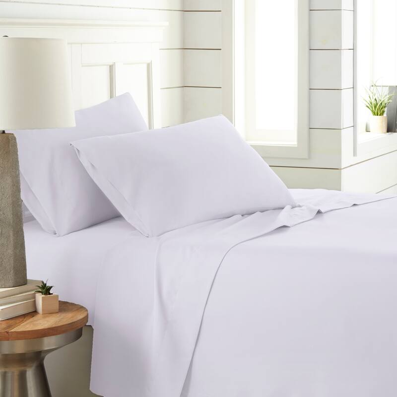 Vilano Classic Ultra-Soft Deep Pocket 4-piece Bed Sheet Set - White - Queen