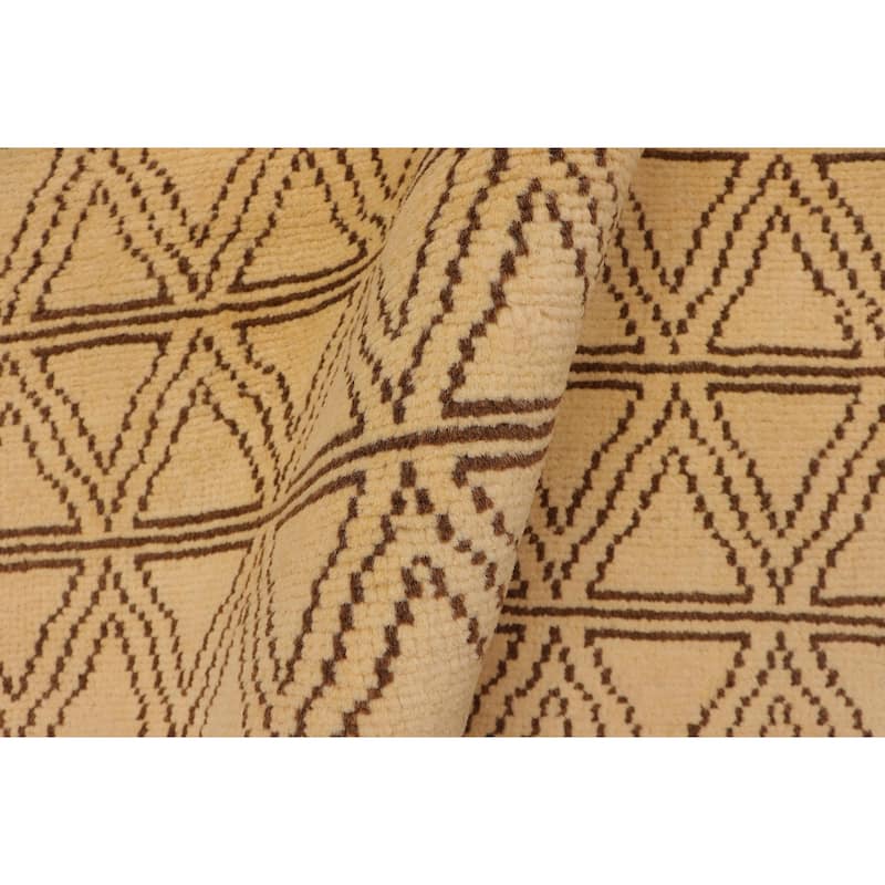 Boho Chic Balochi Morton Beige/Brown Hand Knotted Wool Rug - 4'0'' x 5'10''