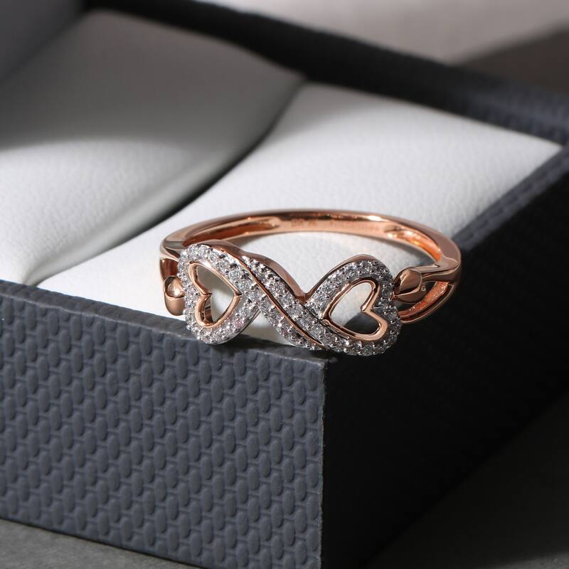 1/8ct TDW Diamond Infinity Heart Promise Ring in 10K Gold for Women