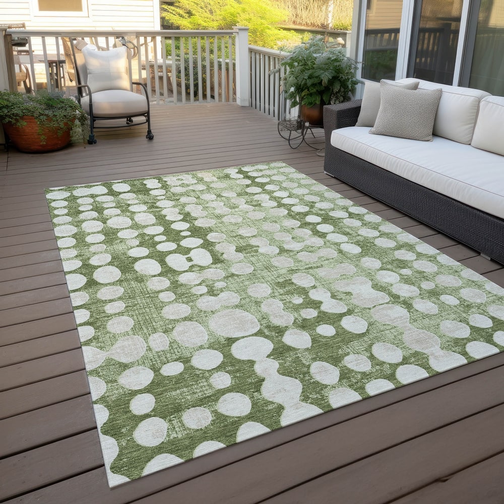 Machine Washable Indoor/ Outdoor Chantille Abstract Dots Rug