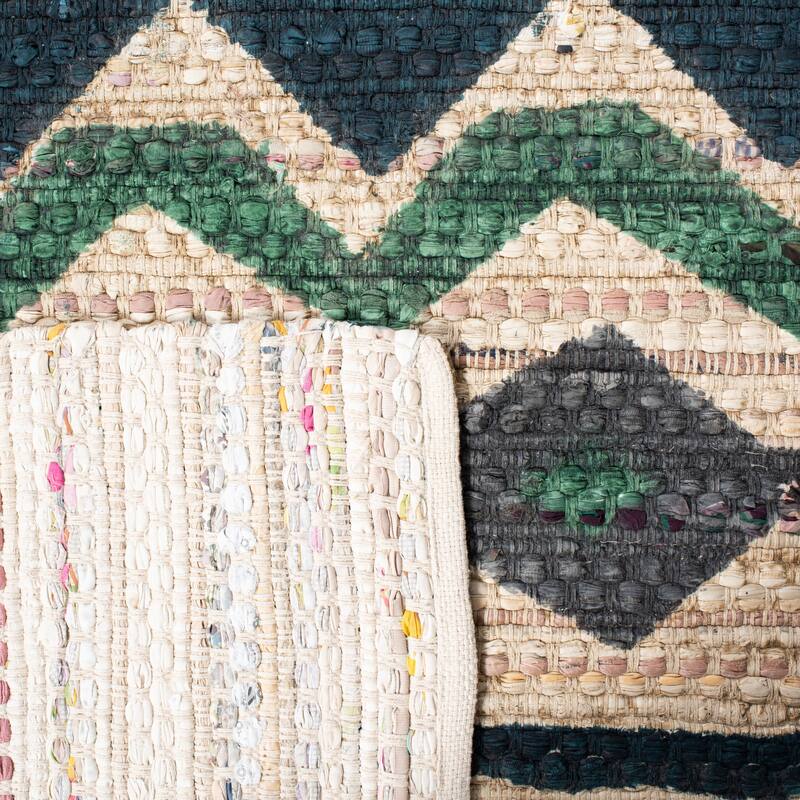 SAFAVIEH Handmade Cedar Brook Clella Modern Cotton Rug