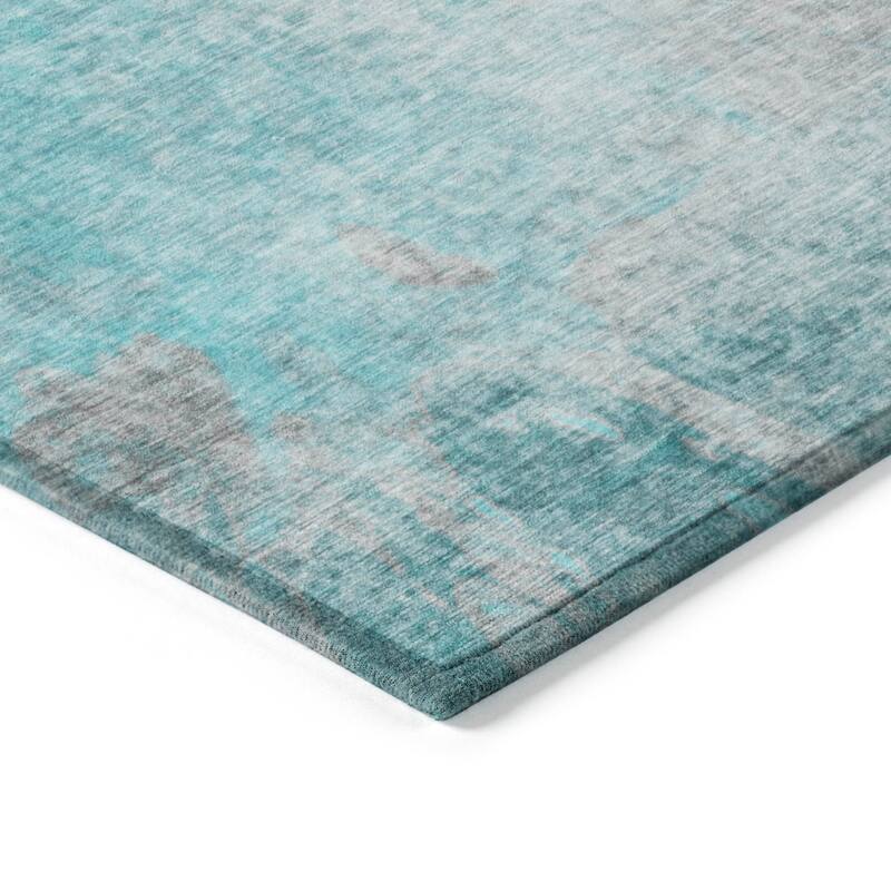 Machine Washable Indoor/ Outdoor Abstract Solid Chantille Rug