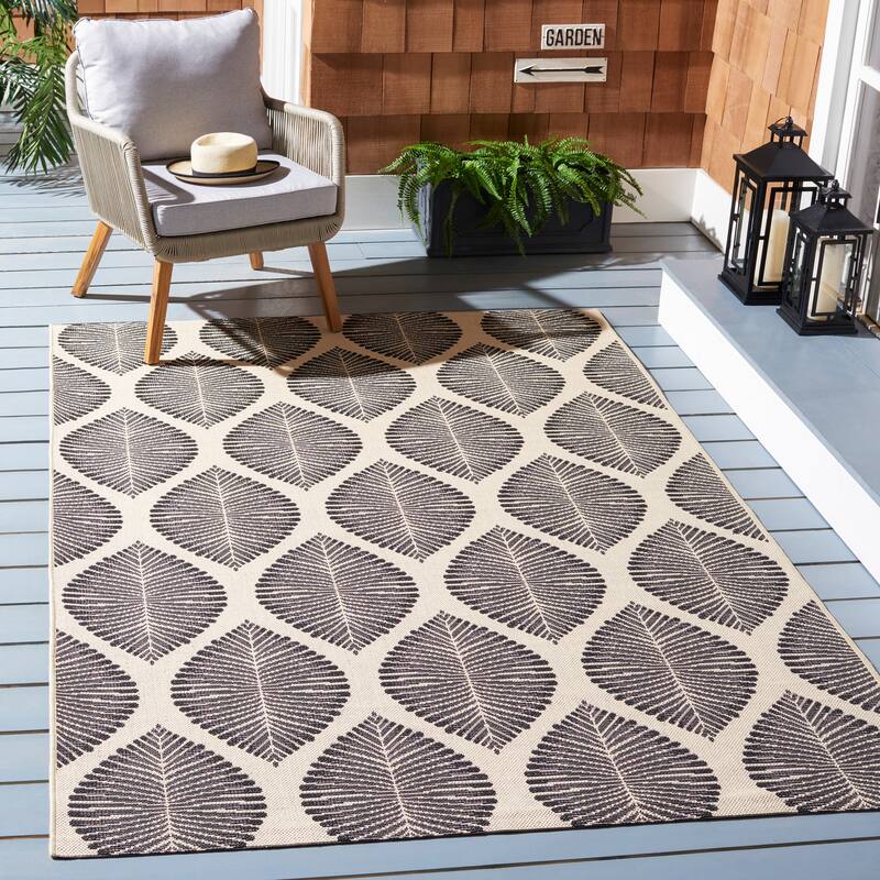 SAFAVIEH Courtyard Rasita Indoor/ Outdoor Waterproof Patio Backyard Rug - 5'3" x 7'7" - Black/Ivory