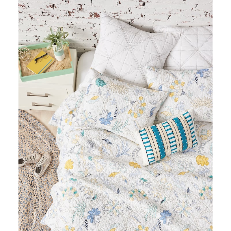Brie Lagoon 1-Piece Cotton Queen Quilt