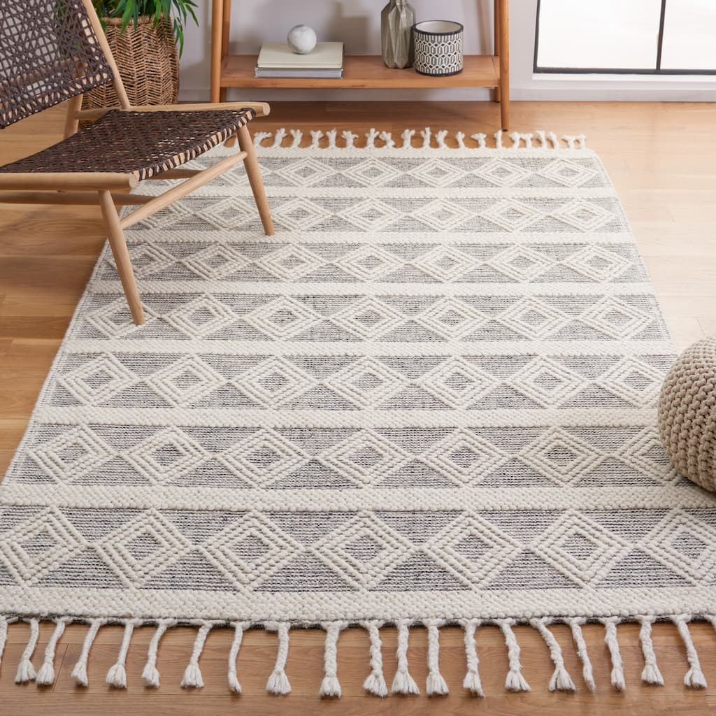 SAFAVIEH Handmade Natura Stiina Transitional Wool Rug