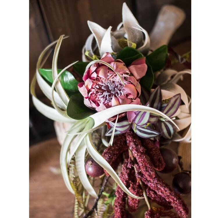 Shop Rusticreach Abstract Artist Flower Bouquet Red Hanging