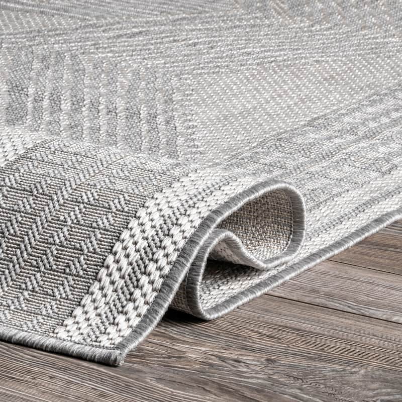 Nuloom Charlotte Contemporary Indoor/Outdoor Area Rug