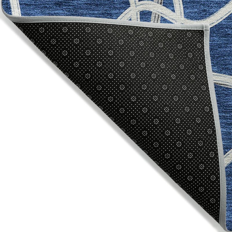Machine Washable Indoor/ Outdoor Contemporary Links Chantille Rug