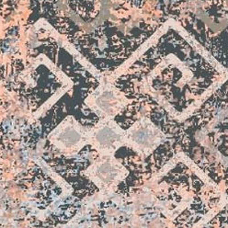 HomeRoots Abstract Contemporary Rectangle Area Rug - 5' X 8'