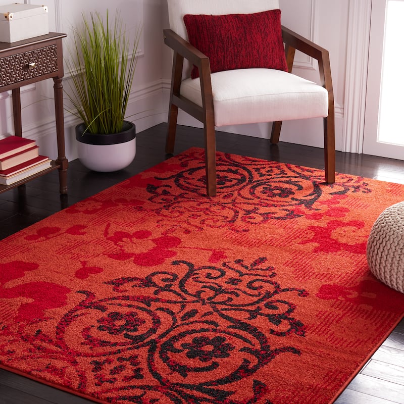 SAFAVIEH, Adirondack Rena Damask Floral Distressed Rug - 4'5" x 6'5" - Red/Black
