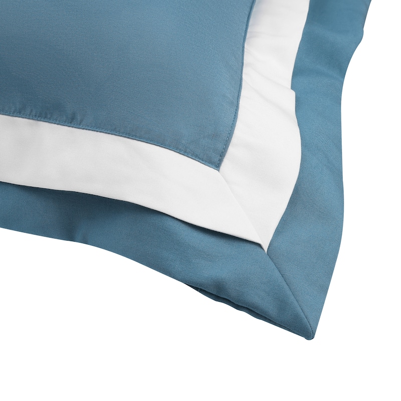 Polyester Pillow Cases, Room Decor Hair Care Pillow Shams, Wrinkle-Resistant Pillowcase Set of 2 with Envelope Closure - Blue