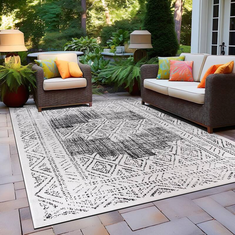 World Rug Gallery Transitional Bohemian Indoor/Outdoor Area Rug