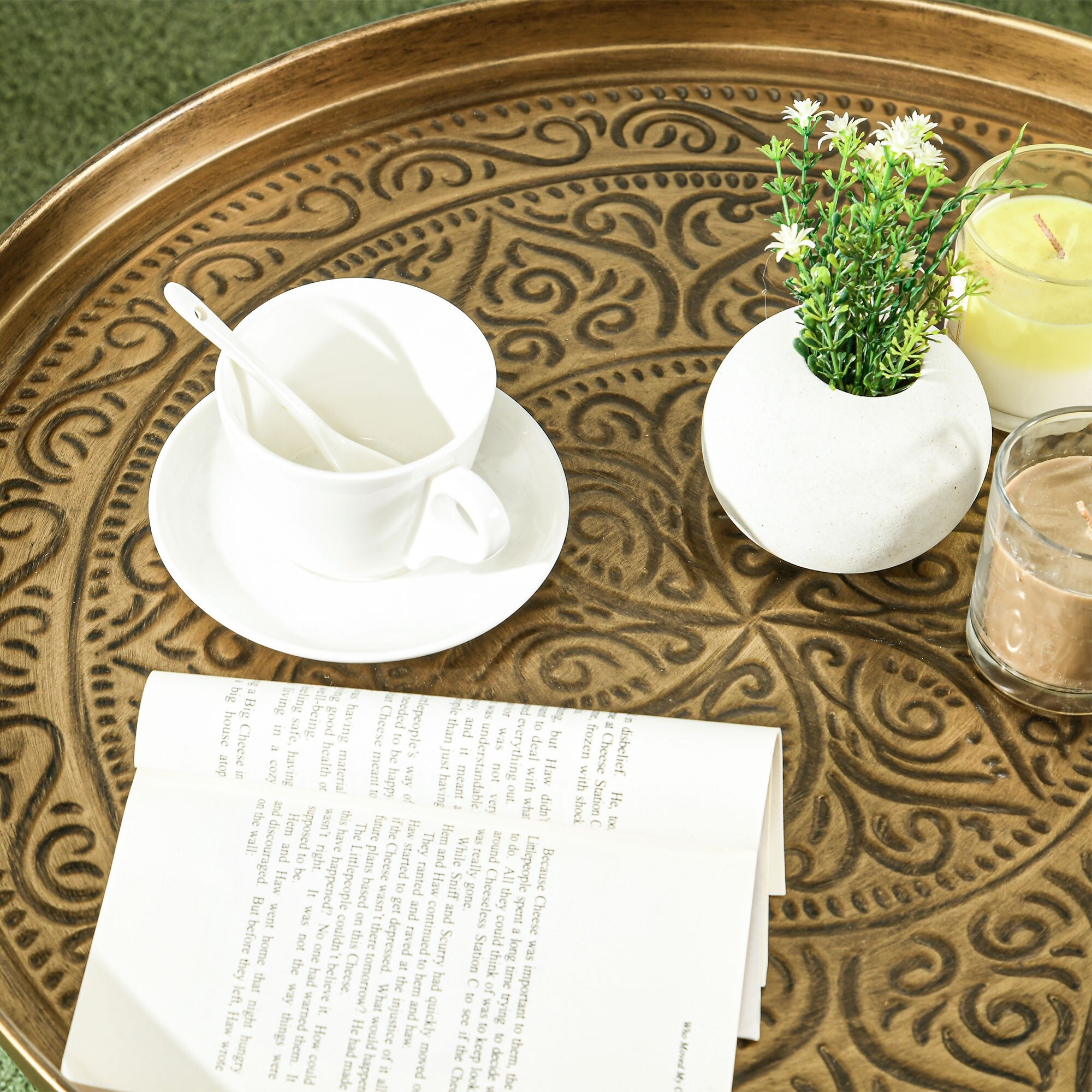 HOMCOM 24" Round Coffee Table with Hammered Tray Top, Vintage Metal Center Table for Living Room, Bedroom, Side Table, Gold