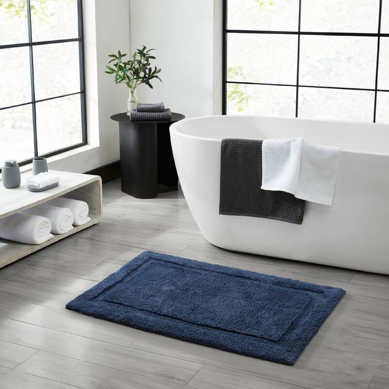 Lydia Border Plush Bath Mat