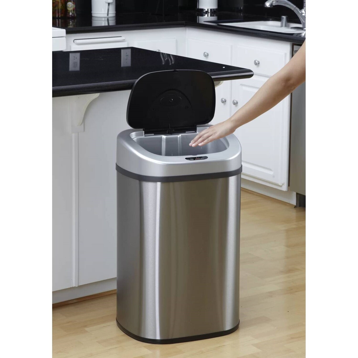 https://ak1.ostkcdn.com/images/products/is/images/direct/0f12769db31a61a932ca6501a6a74e419f928ec1/Stainless-Steel-21-Gallon-Kitchen-Trash-Can-with-Motion-Sensor-Lid.jpg
