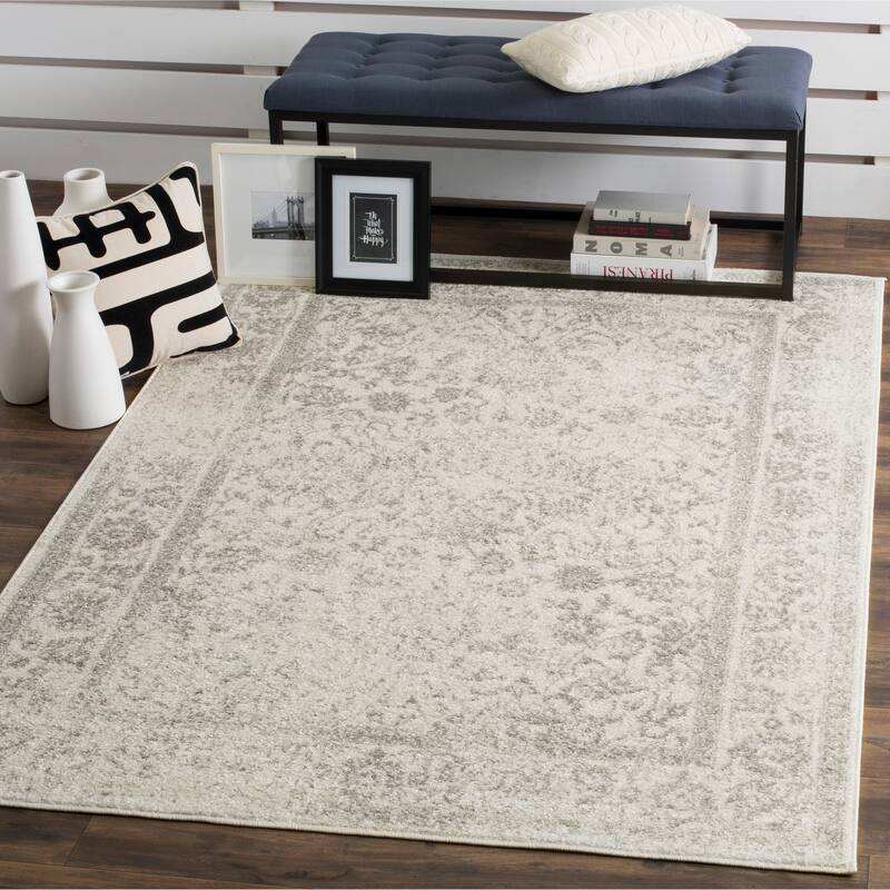 SAFAVIEH Adirondack Dakota Rustic Shabby Chic Distressed Rug - 11'x11'Square - Ivory/Silver