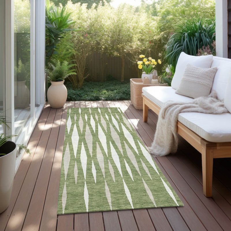 Machine Washable Indoor/ Outdoor Chantille Mosaic Contemporary Rug - Green - 2'3" x 7'6"