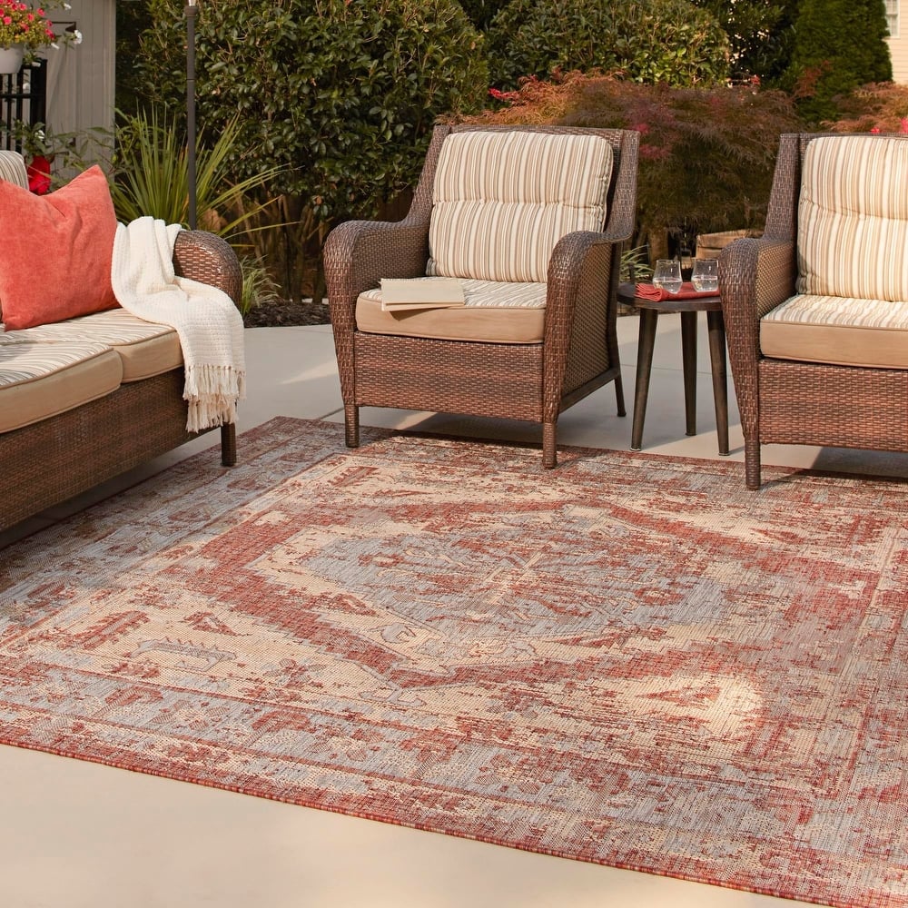 Outdoor Nirie Collection Area Rug