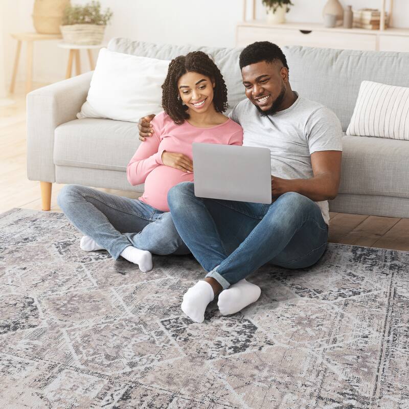 PAYAS Collection Cream / Anthracite / Traditional Non-Shedding Area Rug