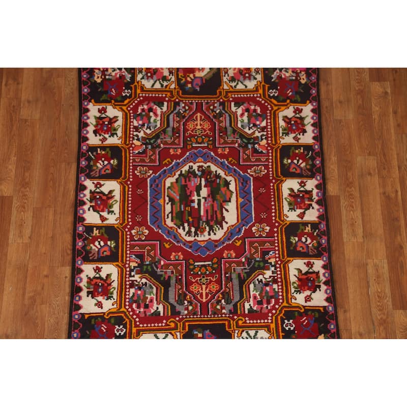 Hand Knotted Oriental 100% Wool Carpet Traditional Medallion Red Bakhtiari Area Rug - 4' 7'' X 3' 5''