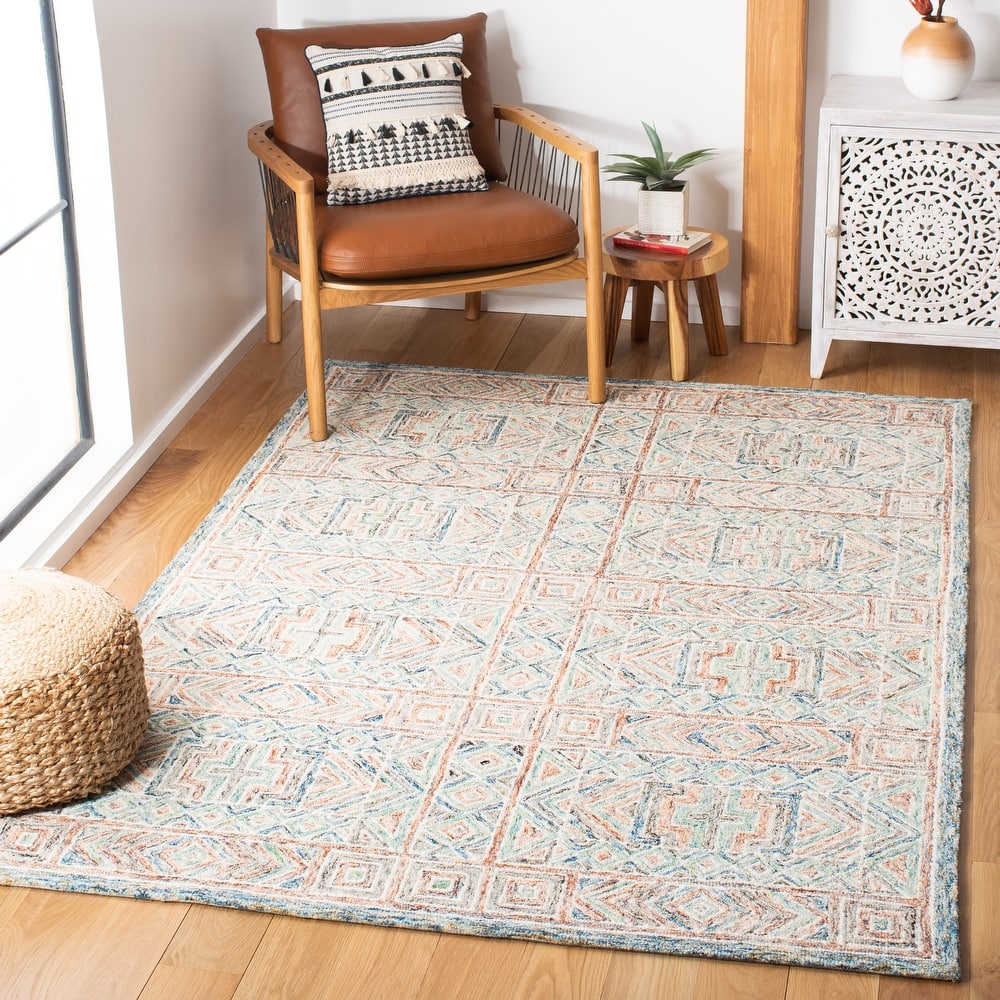 SAFAVIEH Handmade Micro-Loop Beatrise Wool Rug